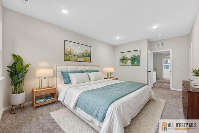 Building Photo - 505 Sadie Cir