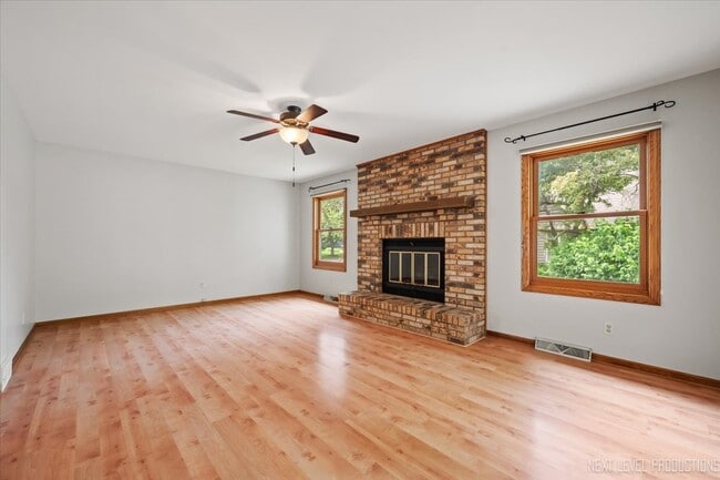 Building Photo - 30 Crofton Ct