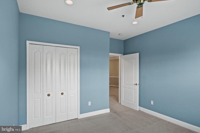 Building Photo - 2115 Ganton Green