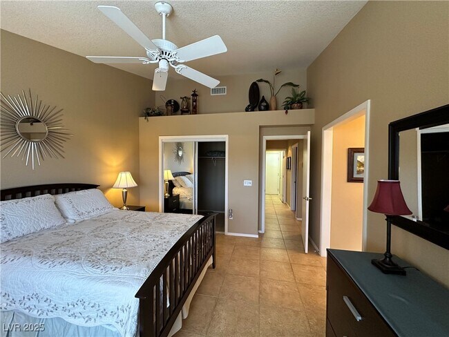 Building Photo - 9537 Eagle Valley Dr