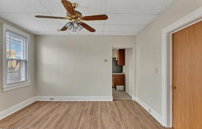 Building Photo - 39 111th St