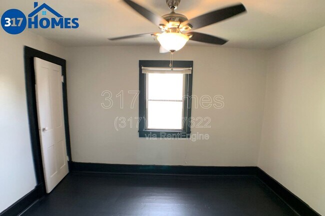 Building Photo - 2111 S Garfield Dr
