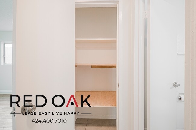 Building Photo - 9254 Palm St