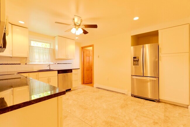 Building Photo - 89 Brayton Rd