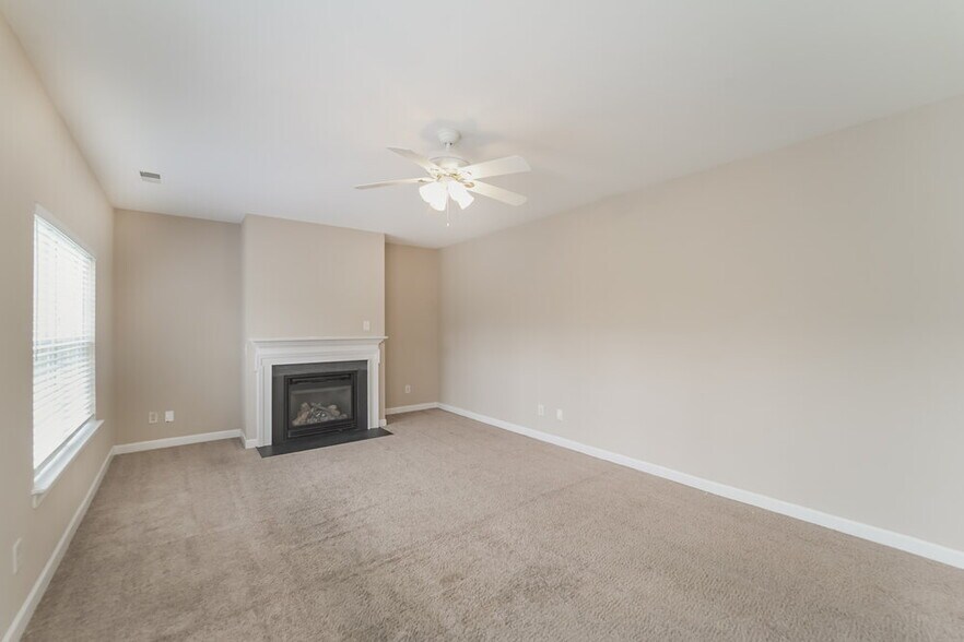 Building Photo - 2865 Island Point Dr NW
