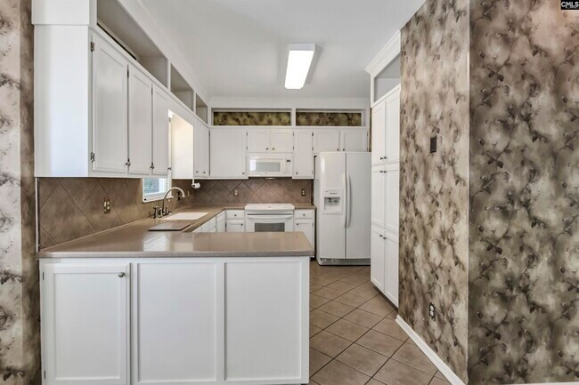 Building Photo - 1100 Woodtree Ct