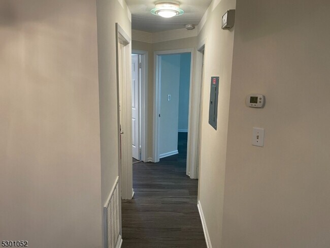 Building Photo - 181 Blew Ct