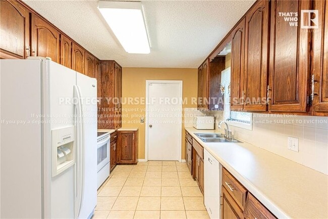 Building Photo - 1265 AR-45