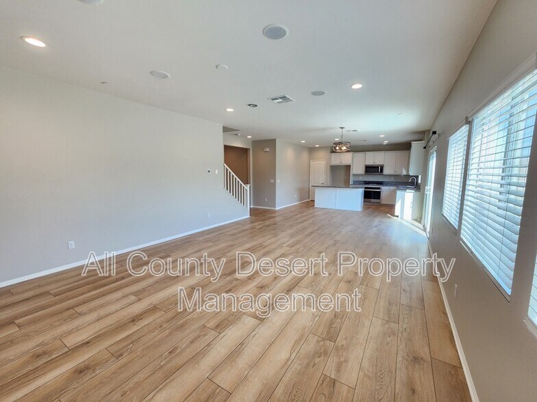 Building Photo - 84649 Merus Ave