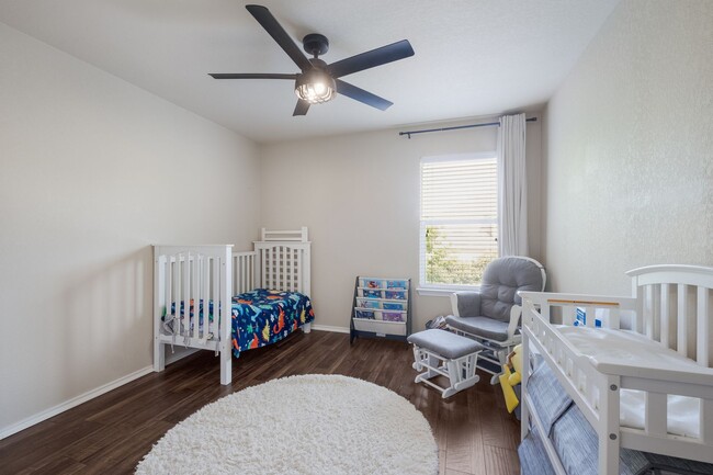 Building Photo - 21646 Seminole Oaks