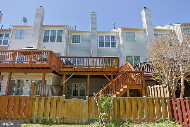 Building Photo - 3641 Bracknell Dr