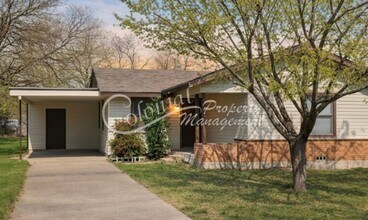 Building Photo - 3 BED / 1.5 Bath  AVAILABLE END OF JANUARY