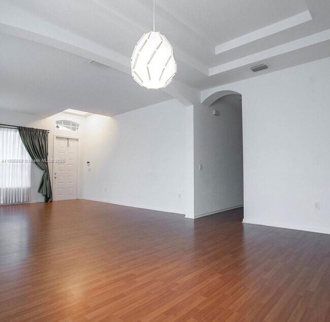 Building Photo - 998 NW 167th Terrace