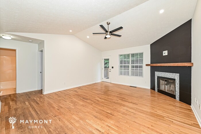 Building Photo - 6231 Huntcliff Dr