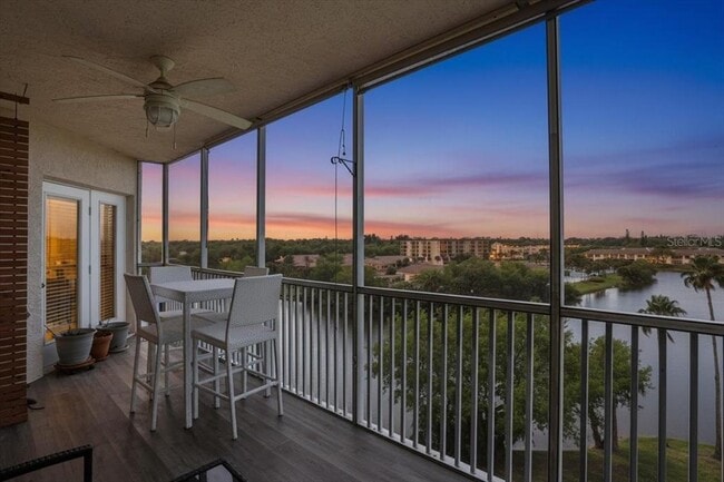 Building Photo - 6425 Shoreline Dr