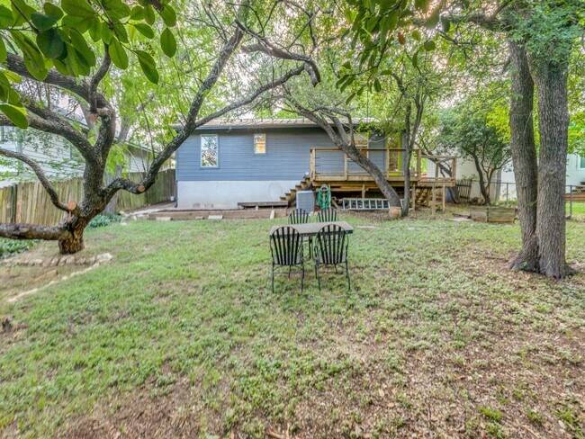 Building Photo - 1705 Adriane Dr