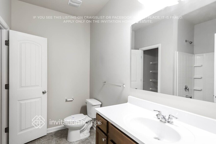 Building Photo - 7798 Bluefin Trail