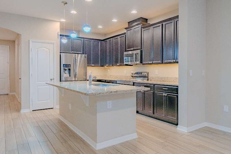 Building Photo - 11926 Sands Cv