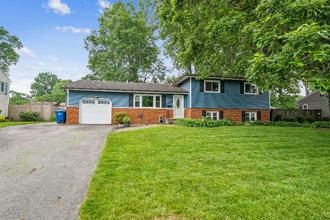 Building Photo - 6619 Red Fox Rd