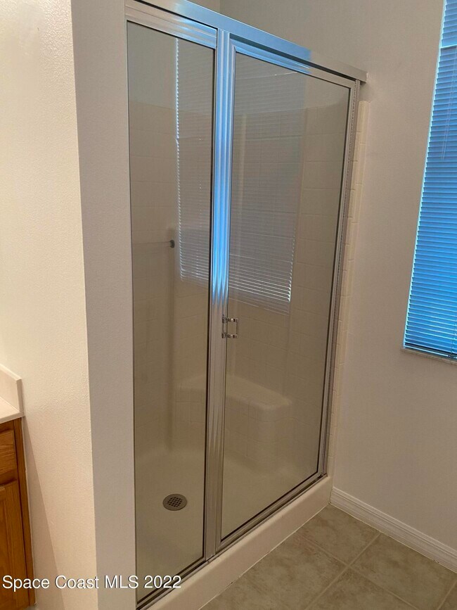 Building Photo - 1737 Fairlight St NW