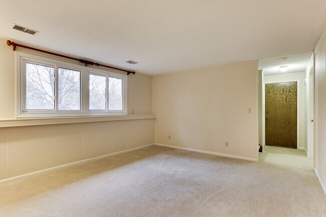 Building Photo - 163 Upper Lea Ln