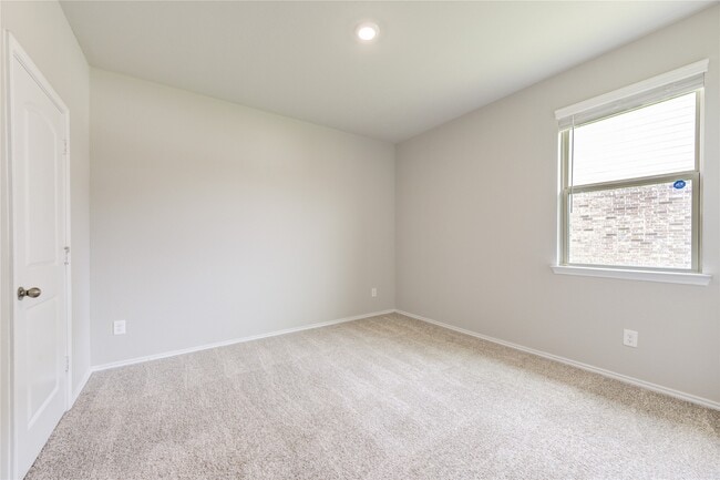 Building Photo - 20451 Green Mountain Dr