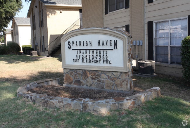 Building Photo - Spanish Haven