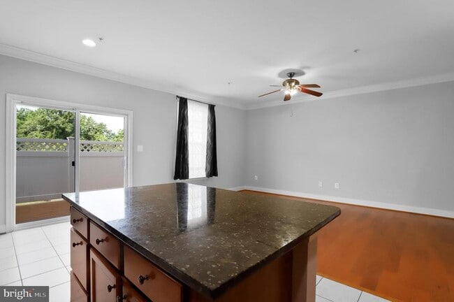 Building Photo - 8871 Purple Iris Ln
