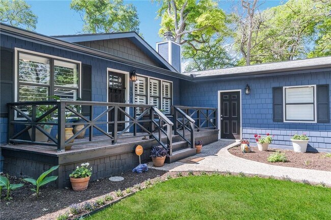 Building Photo - 1011 Timber Elm