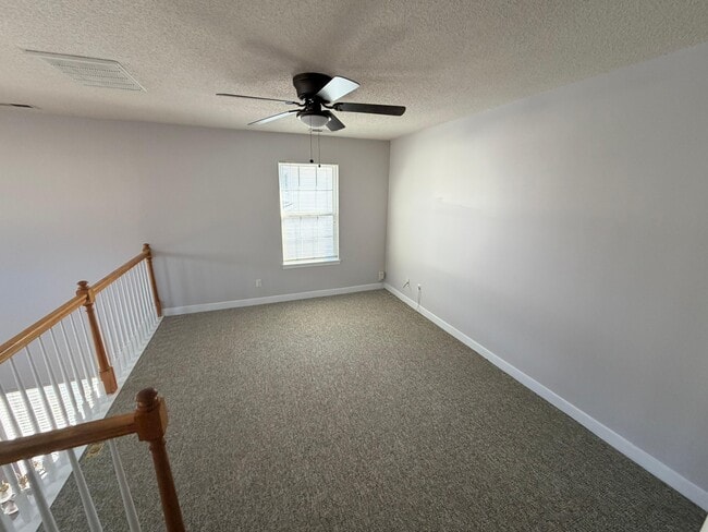 Building Photo - 4718 Twin Hickory Lake Dr