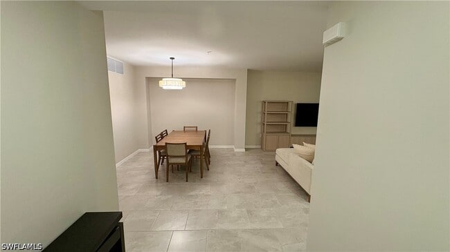 Building Photo - 5615 Newcastle Ct