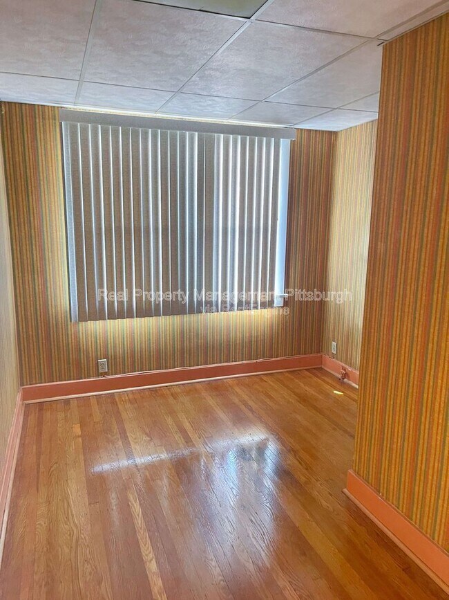 Building Photo - 5738 Melvin St