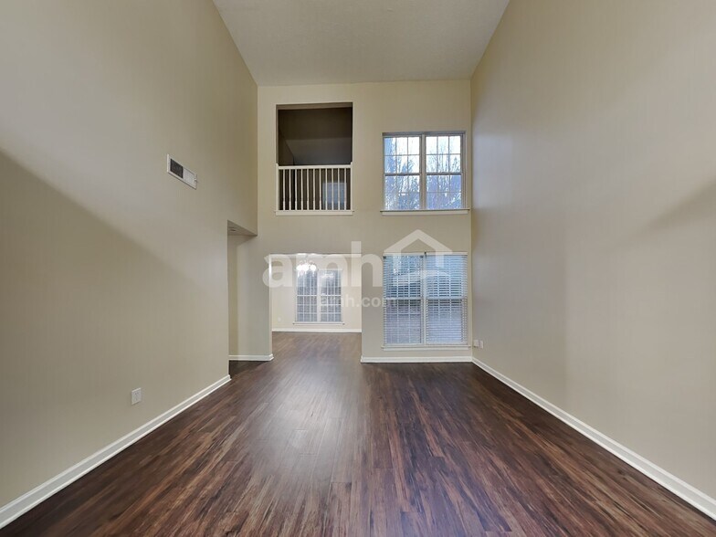 Building Photo - 3533 Shortleaf Run