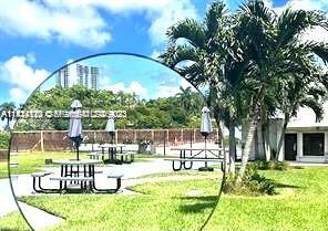 Building Photo - 3401 N Country Club Dr