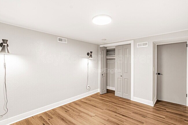 Building Photo - 6636 Depew St