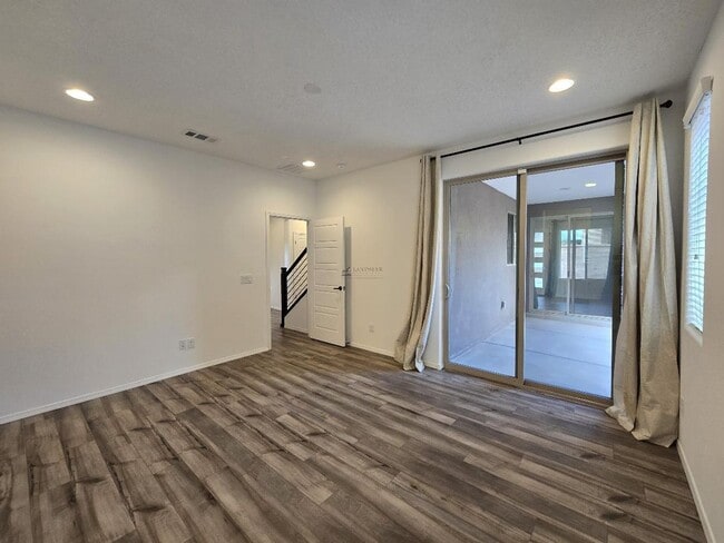 Building Photo - 5208 Gold Hl Ln
