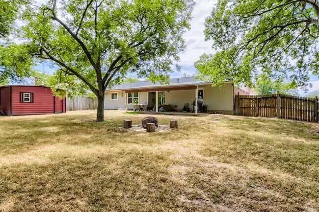 Building Photo - 9639 Newfoundland Cir