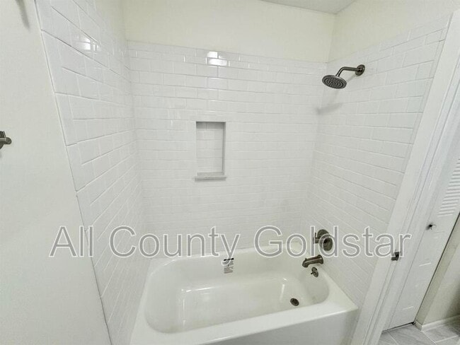 Building Photo - 18051 Steele Ave