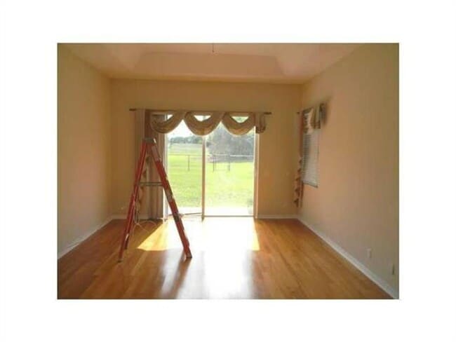 Building Photo - 2721 W Abiaca Cir
