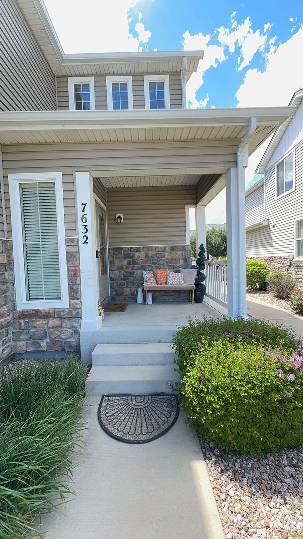 Building Photo - 7632 Sandy Springs Point