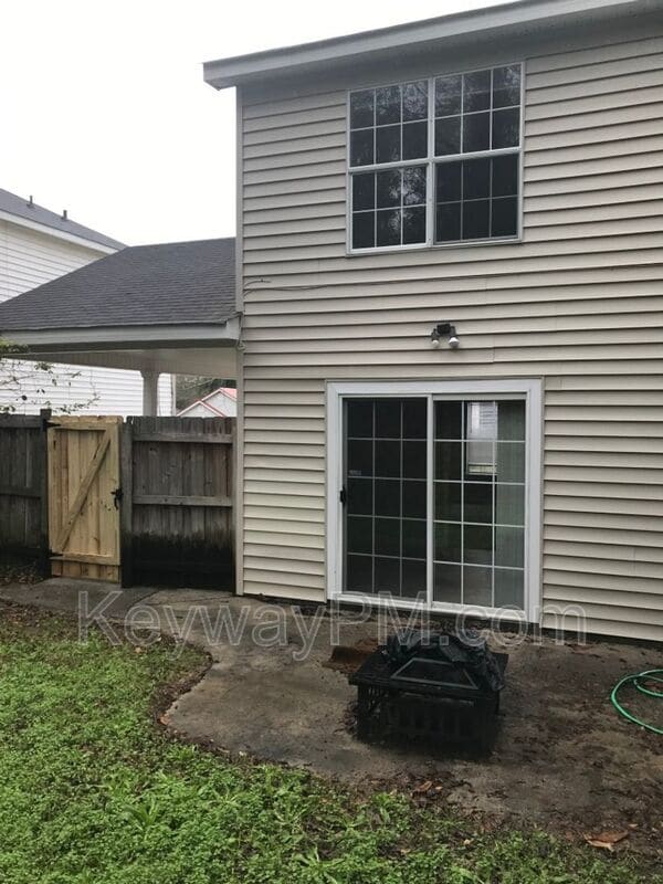 Building Photo - 2211 Birnam Pl