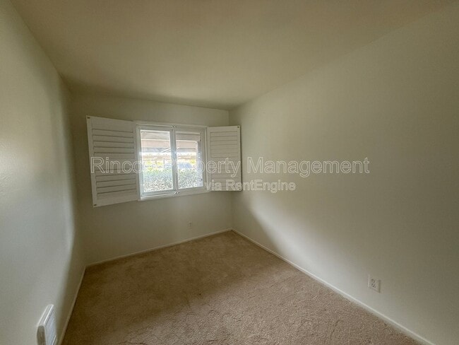 Building Photo - 236 E Surfside Dr