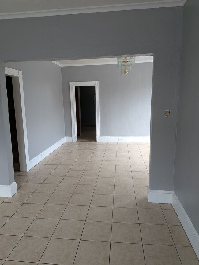 Building Photo - 1514 -1516 Lafayette