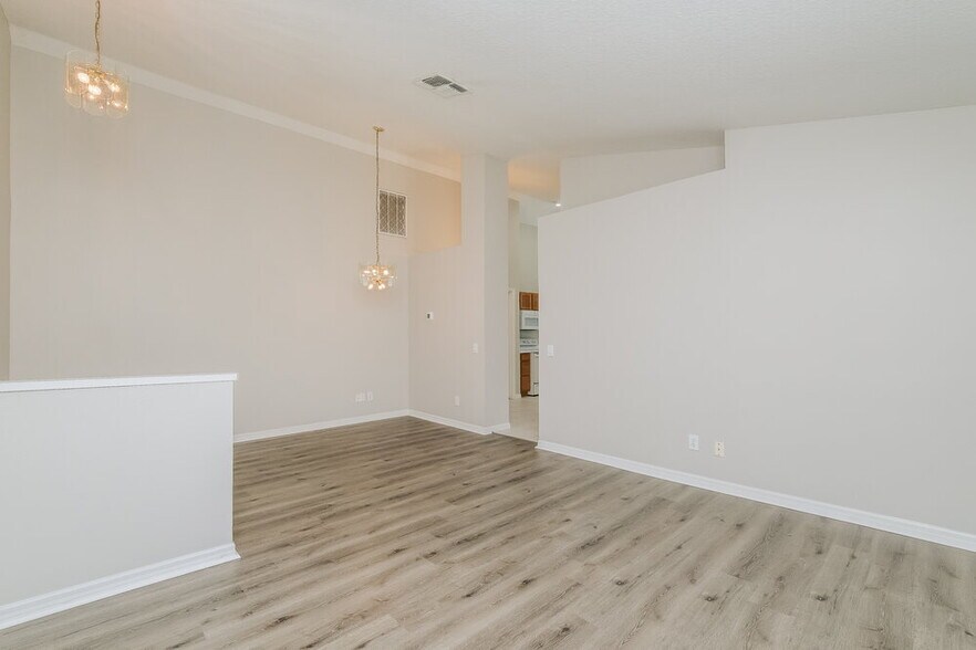 Building Photo - 3824 Briley Loop