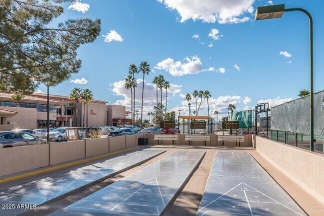 Building Photo - Wonderful Gated SunBird Golf Resort home f...