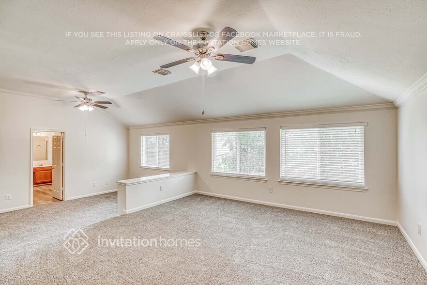 Building Photo - 6935 Moss Boulder Dr