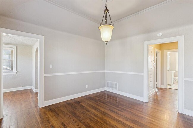 Building Photo - 1220 NW 43rd St