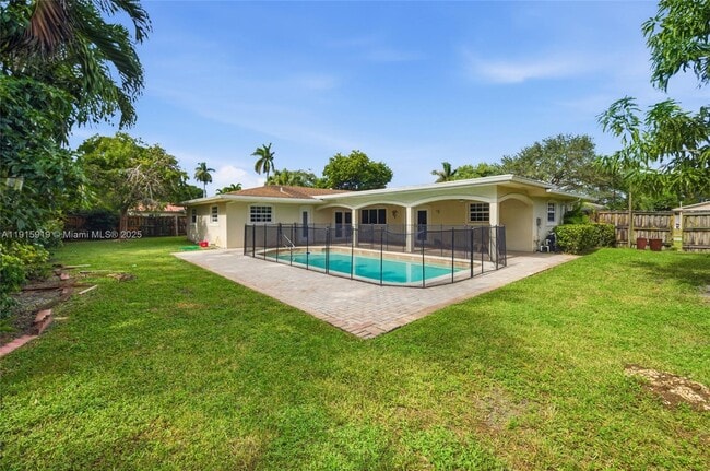 Building Photo - 7240 NW 7th St