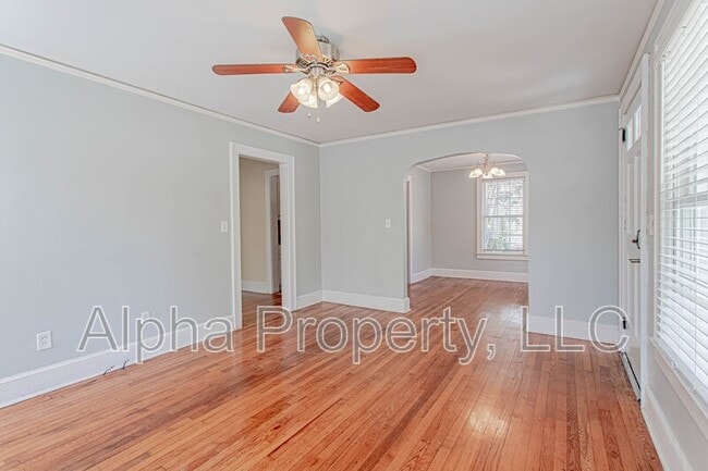 Building Photo - 14 Skyland Dr