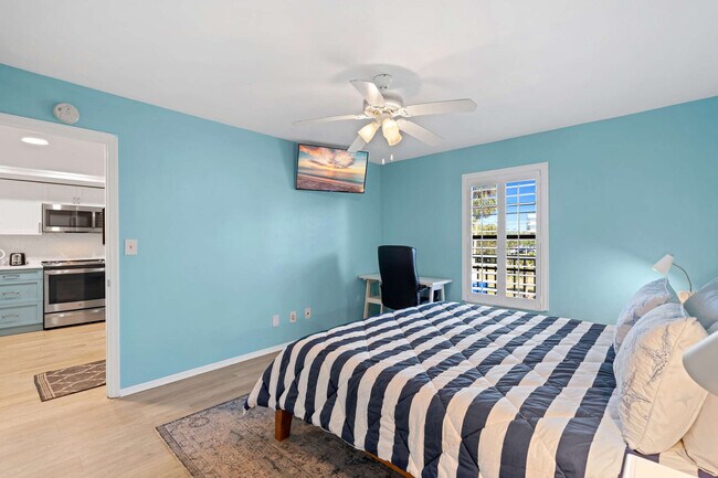 Building Photo - 600 Neapolitan Way